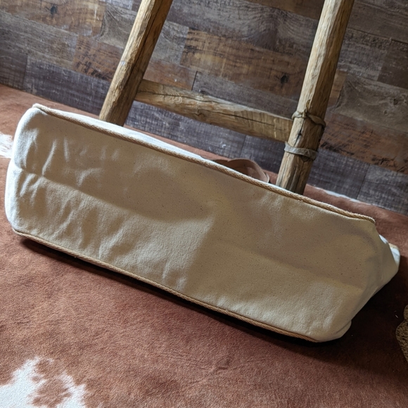 New " Hello Weekend" Canvas Travel Weekender Bag - Picture 9 of 12